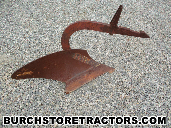farmall 140 tractor 1 point hitch bottom plow