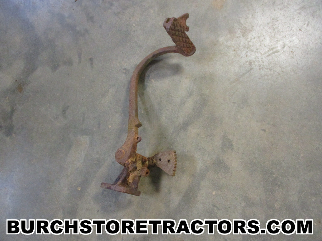 Right Side Brake Pedal Assembly for Farmall 140 130 SA 100 Tractors – Burch Store Tractors