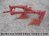 farmall 140 tractor 1 point hitch moldboard 
plow