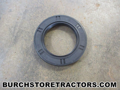 farmall 140 tractor final drive fertilizer shaft seal