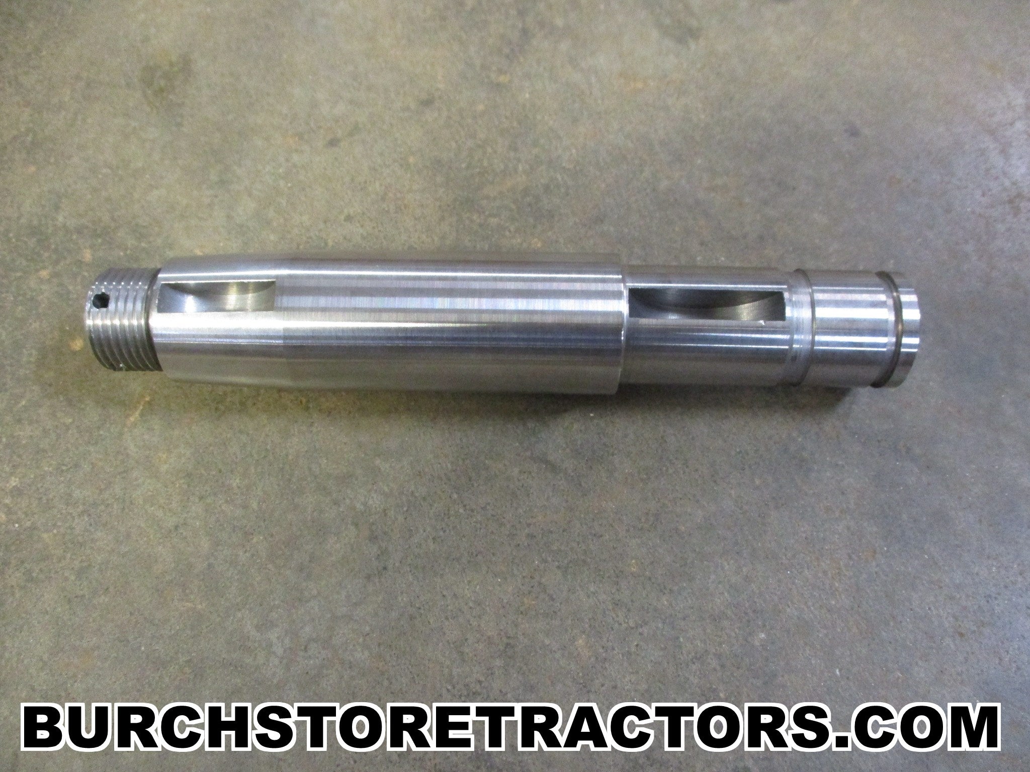 Apple - 【R WORM ページ】 New Steering Worm Gear Shaft for Farmall 140 Tractors, USA