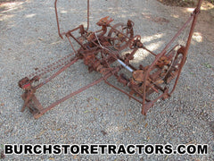 farmall super a tractor A219 planter