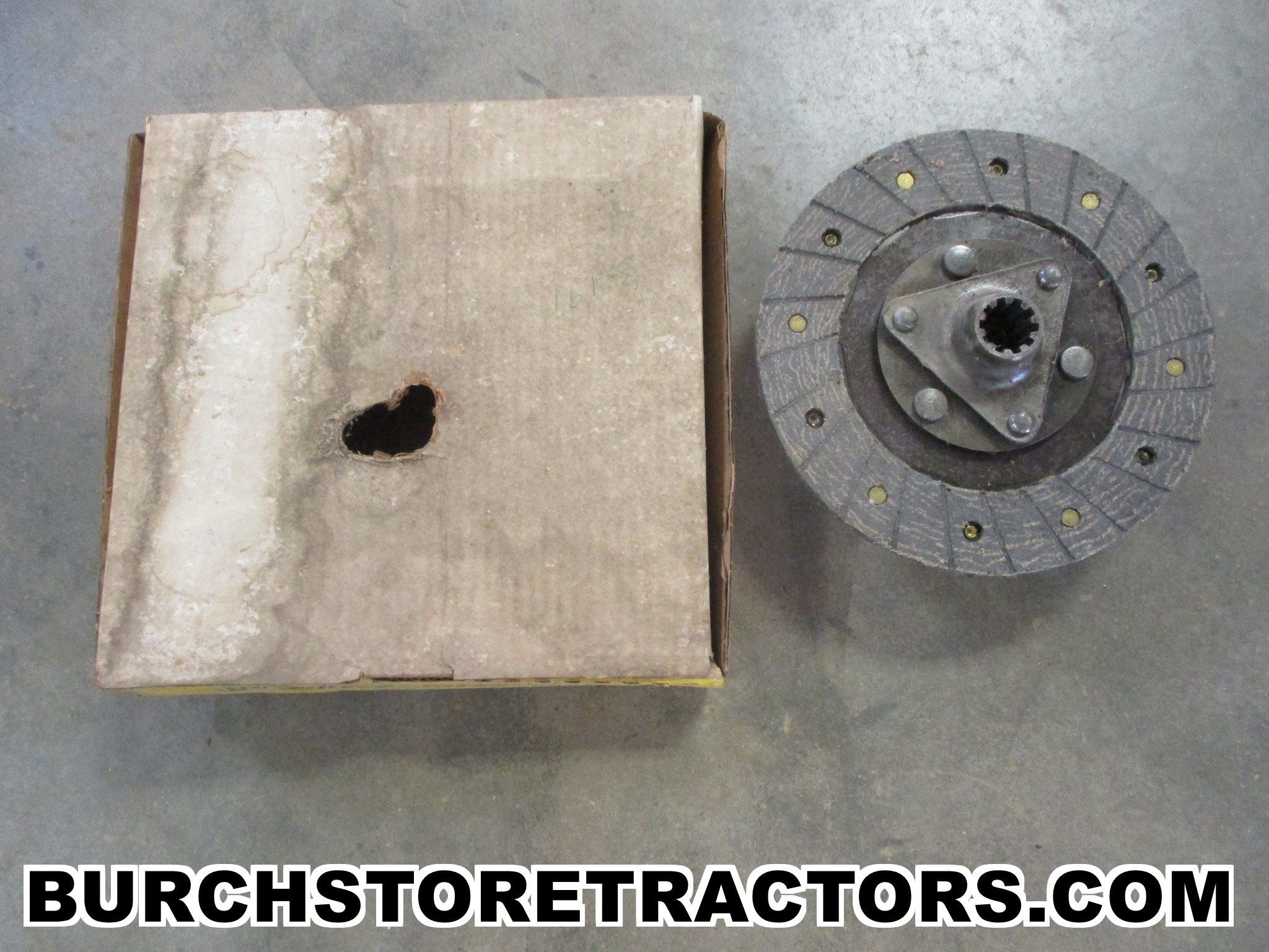 Rebuilt Clutch Disc for Oliver 60 Tractors, W870060 – Burch Store
