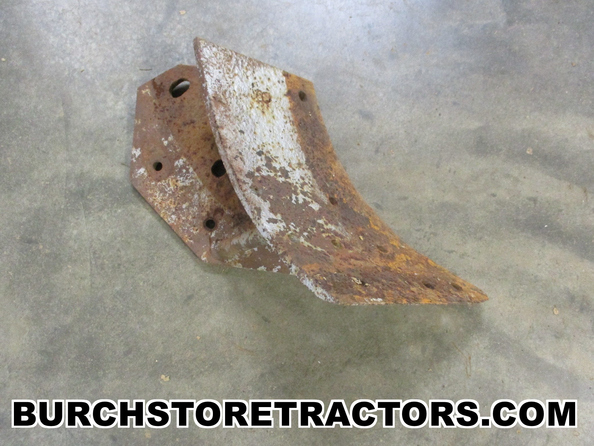 Plow Frog for Oliver Raydex Moldboard Plows with 14 Inch Bottoms