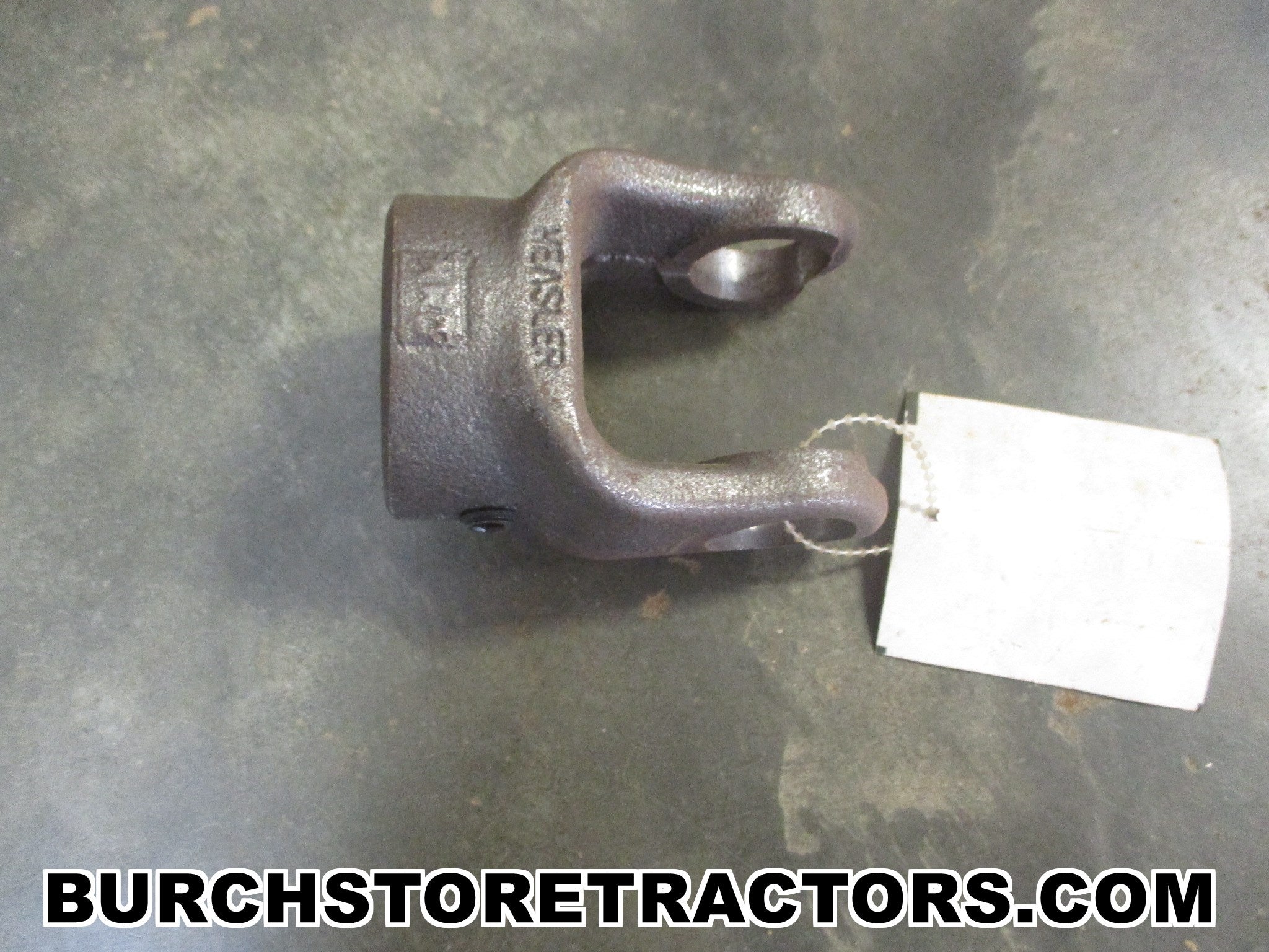 New Old Stock PTO Shaft Implement Yoke, 1-1/4 Round 806-0620 FREE