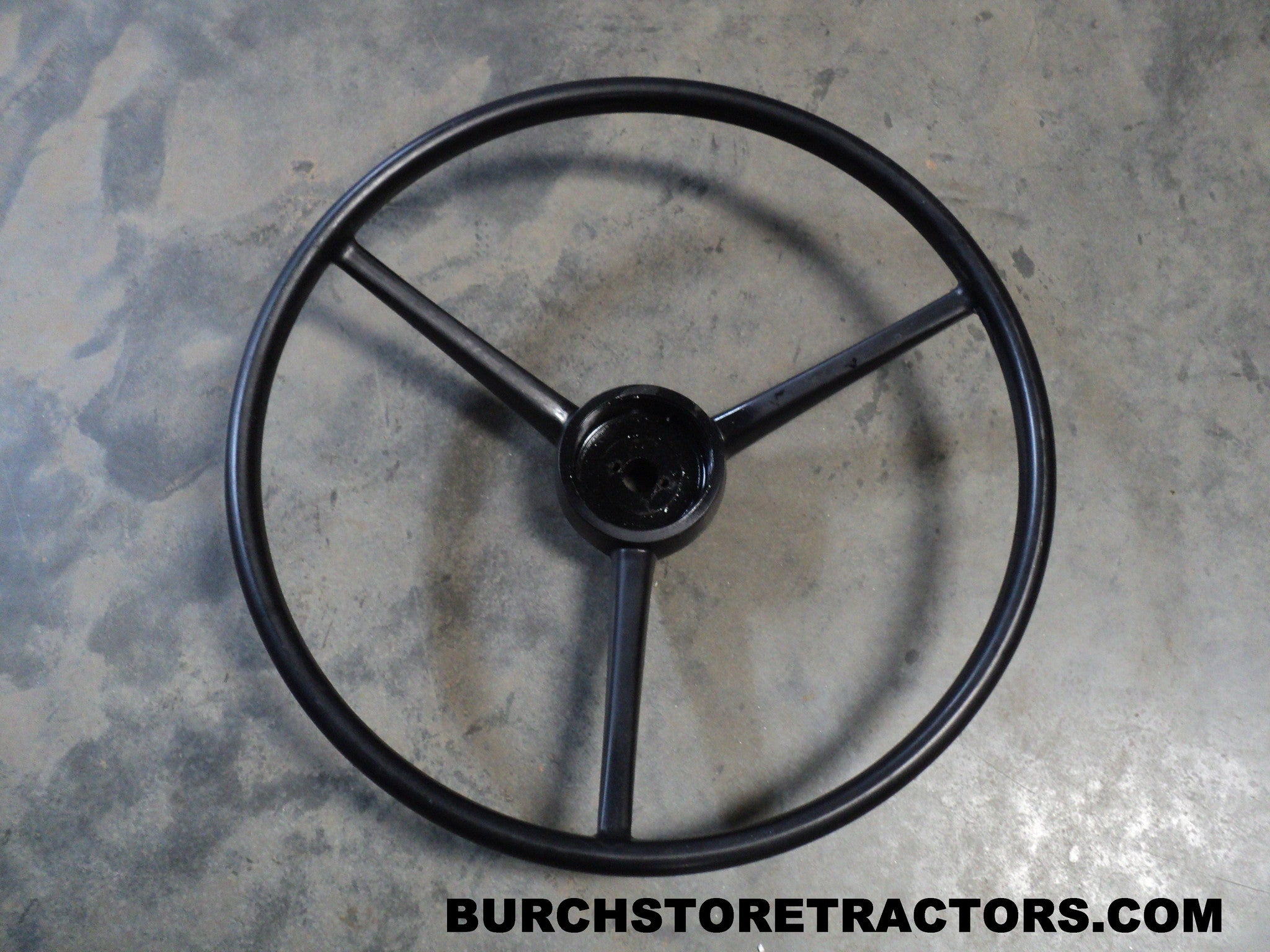 New 18 Inch Steering Wheel for Farmall 140, 240, 330, 340, 350, 404, 424,  444, 460, 504 Tractors