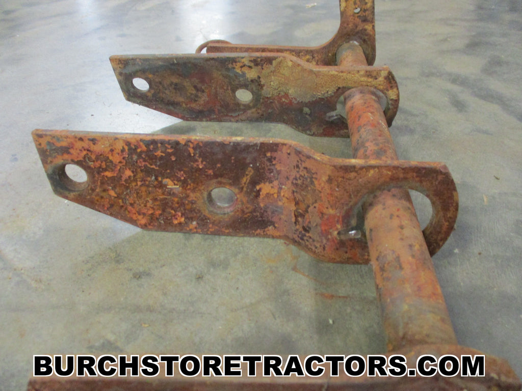 Front Hand Lift Rockshaft for IH Farmall Cub Tractors, 512010R92 ...