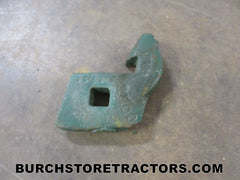 cole fertilizer hopper bracket