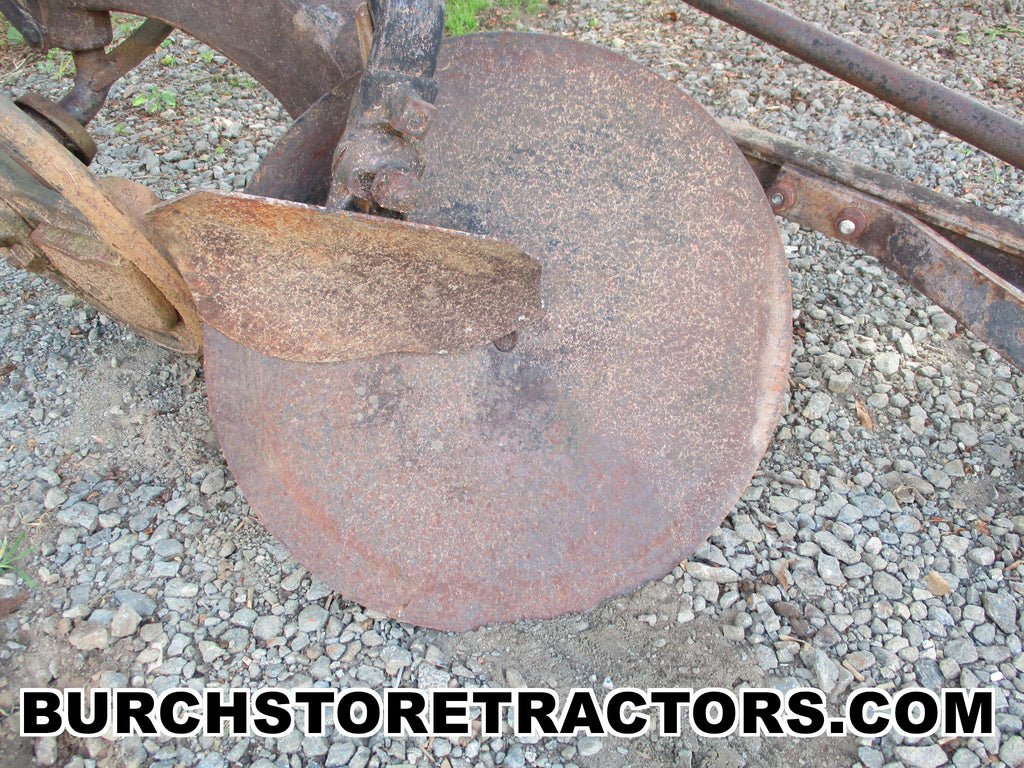International 151 Rear Mount Disk Plow with Scraper for Farmall Cub Tr ...