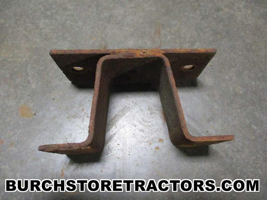 Fertilizer Stream Divider Riser for IH Farmall 140, 130, Super A, 100 ...